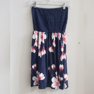 Hawaiian strapless / tube  dress size small